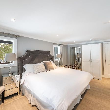 Somerset Lakeside Resort Bancroft Bagian luar foto