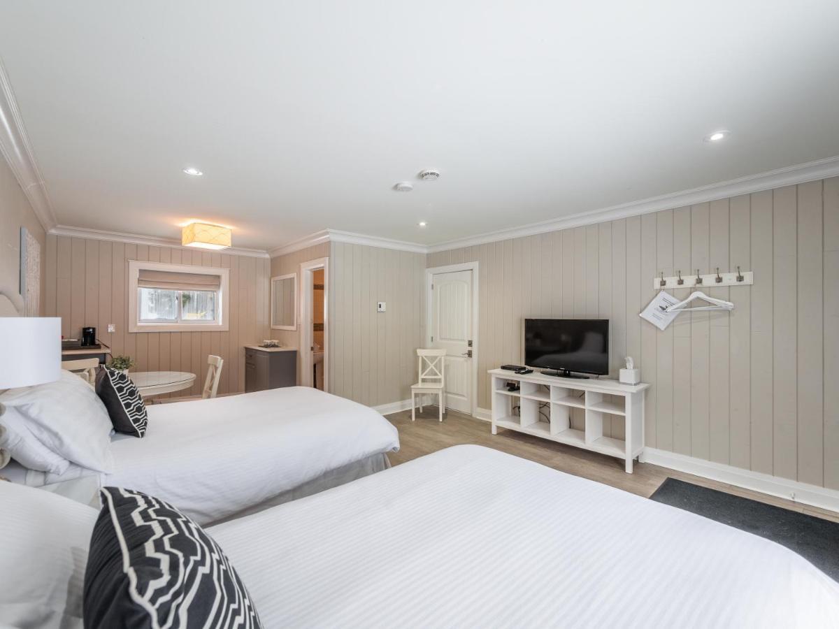 Somerset Lakeside Resort Bancroft Bagian luar foto
