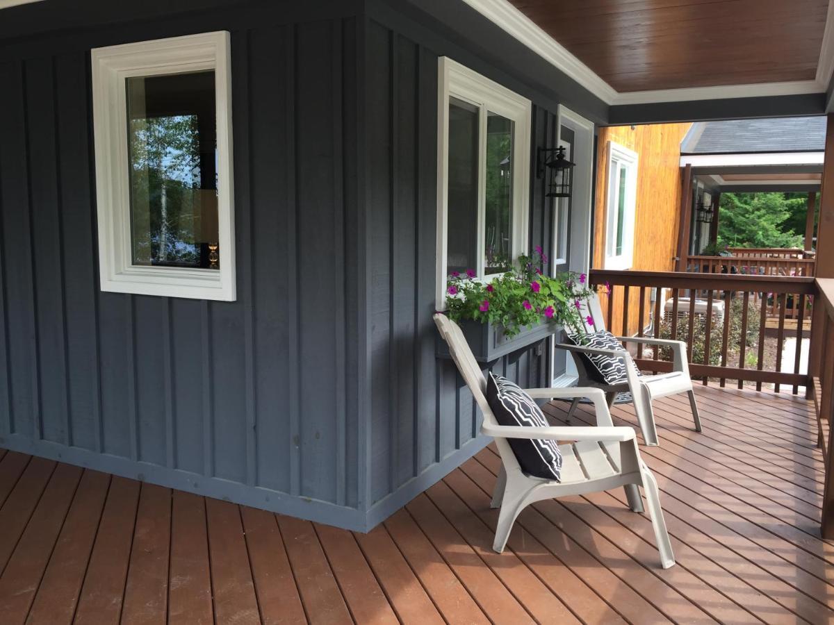Somerset Lakeside Resort Bancroft Bagian luar foto